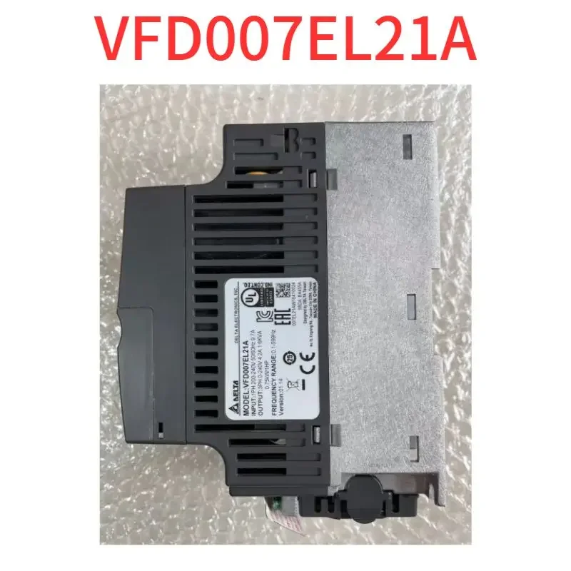 Second-hand test OK 0.75kW inverter VFD007EL21A