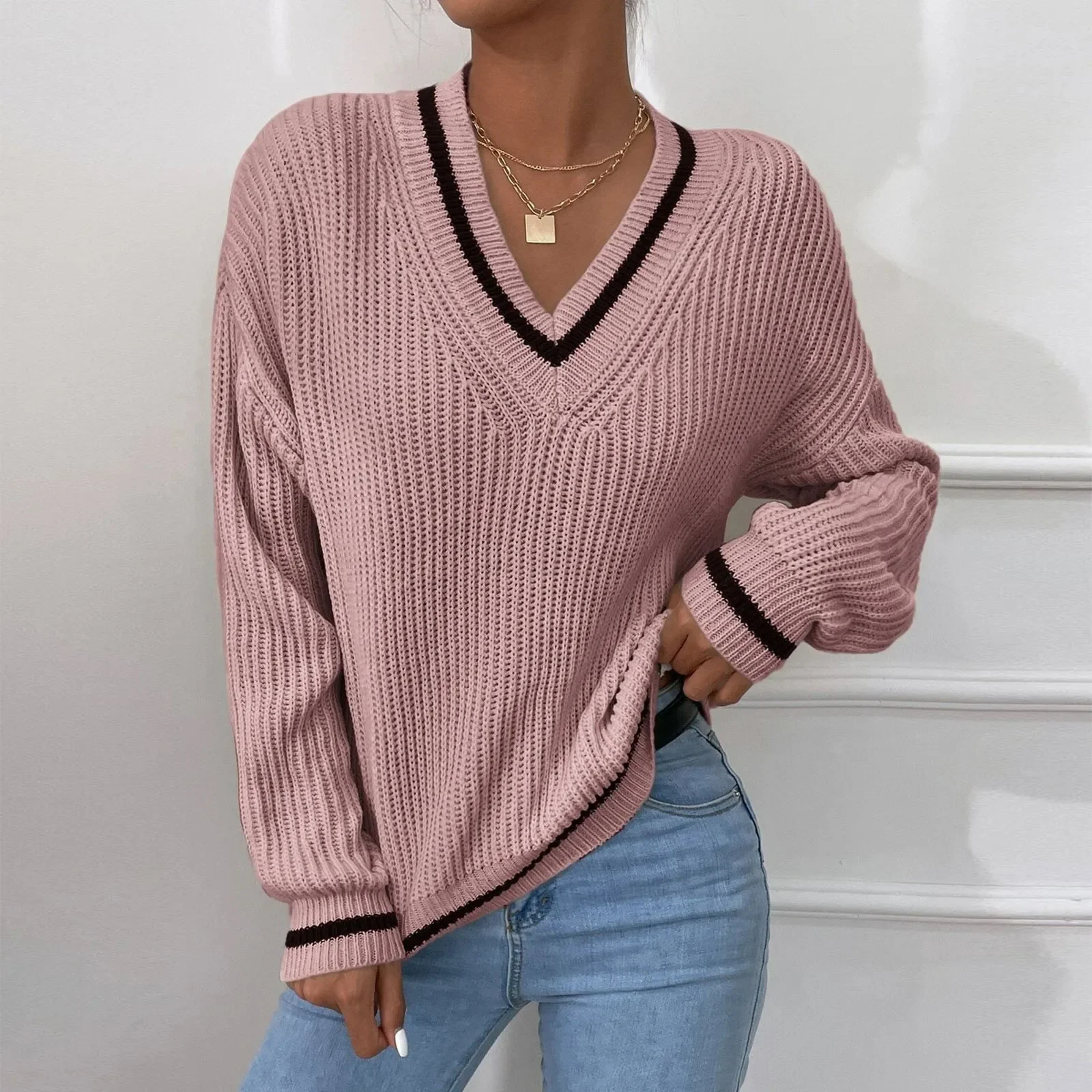 

2023 Autumn Winter Knit Korean Loose Pullover Sweatshirts Chic Tops White Long Sleeve V-neck Knitted Sweater Women's Sweaters