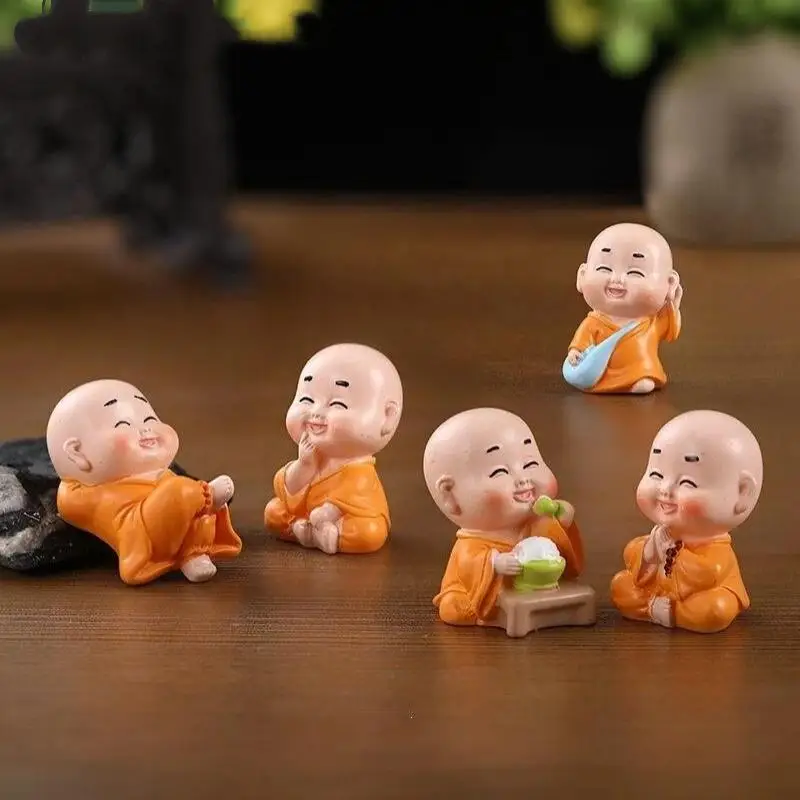 New Resin Ornaments Multiple Styles Small Monk Garden Terrarium Mini Figurine Miniatures Micro Landscape Decor