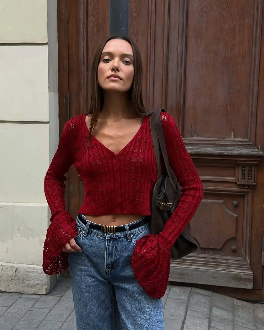 春ニットカーディガン女性固体 V ネック中空アウトショートニットトップファッションカジュアルルーズ通勤女性 Tシャツ