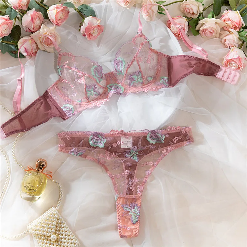 

Sexy Bra Brief Set Vintage Lingerie Embroidery Flowers Underwear Lace Patchwork See Through Intimate Comfortable Exotic Sets