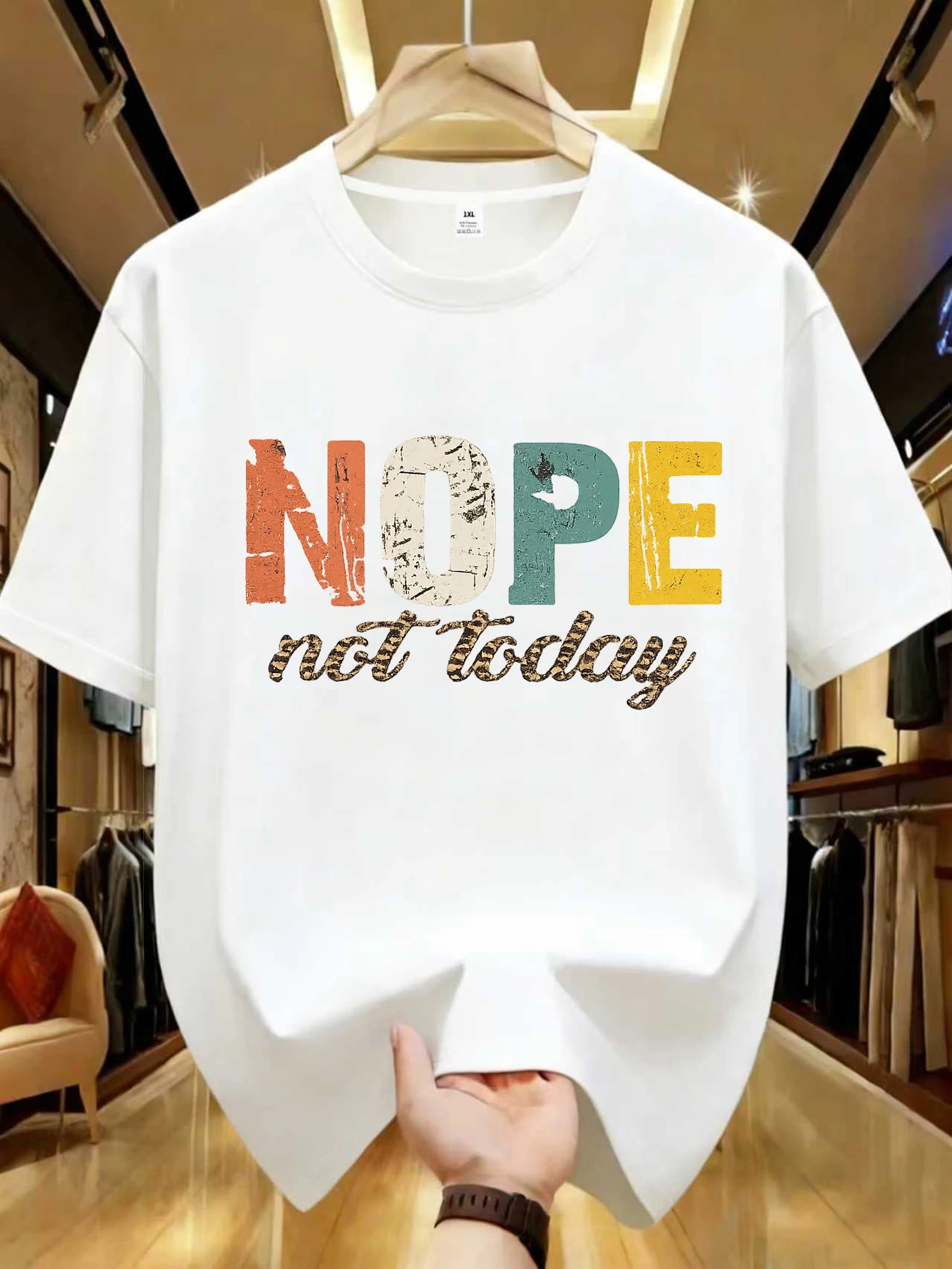 

【WZM1021280】Creative letter printed plus size women's round neck summer casual short sleeved street fashion versatile T-shirt