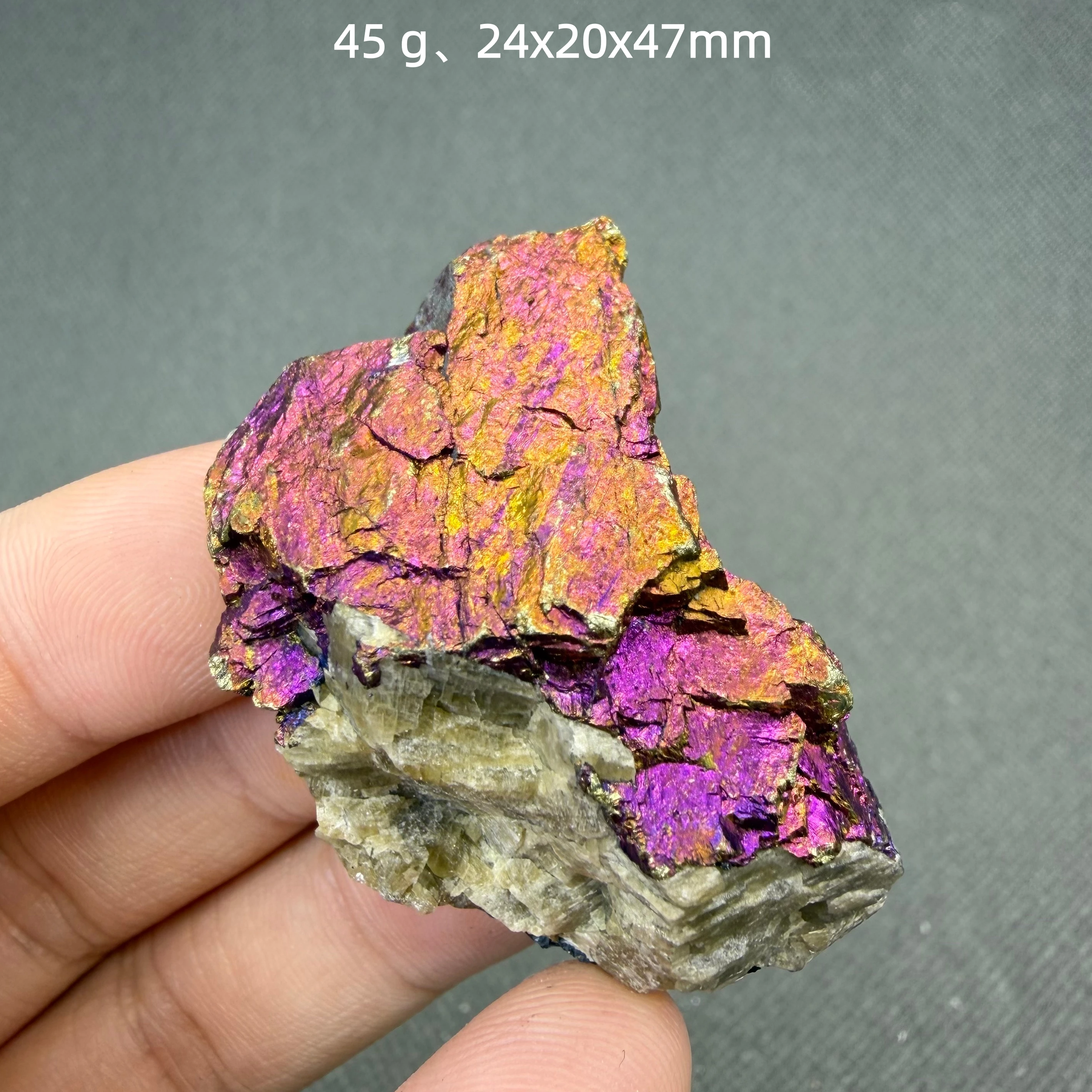 Bild 3: Seltener Bornit Natürlicher Kupfer-Mineralprobenexemplar Schillernder Regenbogen-Kristallcluster