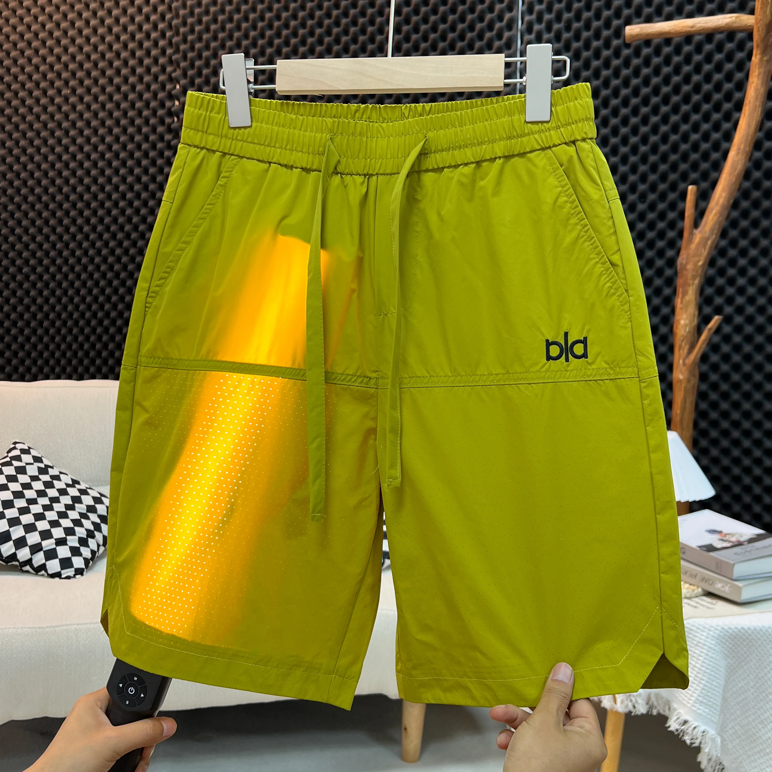 Men's Summer Thin Perforated Mesh Shorts Quick Dry Breathable Baggy Fit Casual Over The Knee Pants Outdoor Sports Jorts Man