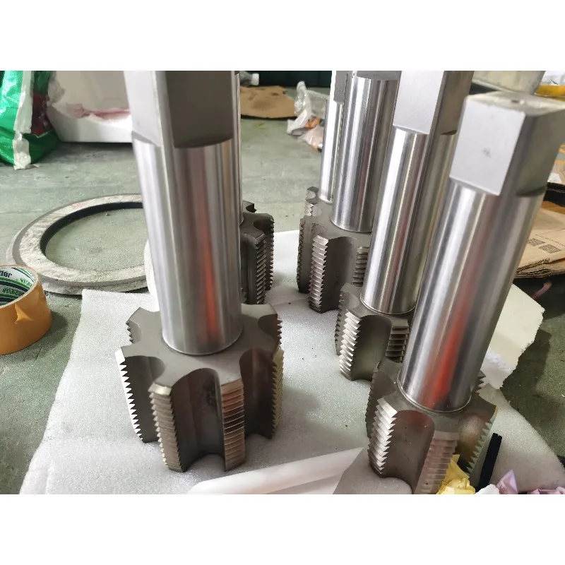 Maschiatura Per Macchine Hss 6542 M60/M62/M63/M64/M65/M66*1.0/1.5/2.0/2.5/3.0/4.0 Per Filettatura Cnc Di Pezzi In Acciaio, Metallo, Ferro E Alluminio