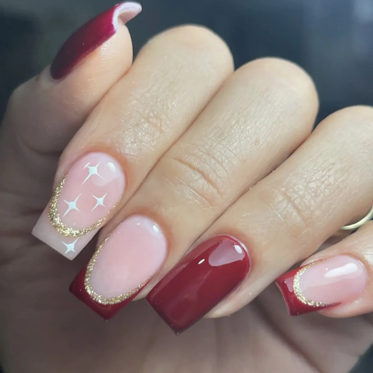 24 pçs de comprimento médio quadrado unhas falsas arte wearable com strass arco design branco francês unhas falsas ballet imprensa em unhas dicas