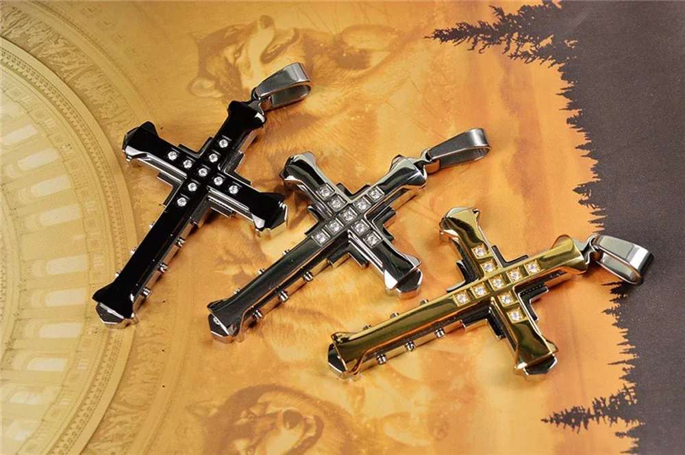 2024 New Male Crystal Jesus Gold/Black/Blue Color Zirconia Cross Pendant Necklace Stainless Steel Jewelry_maomaolike.com