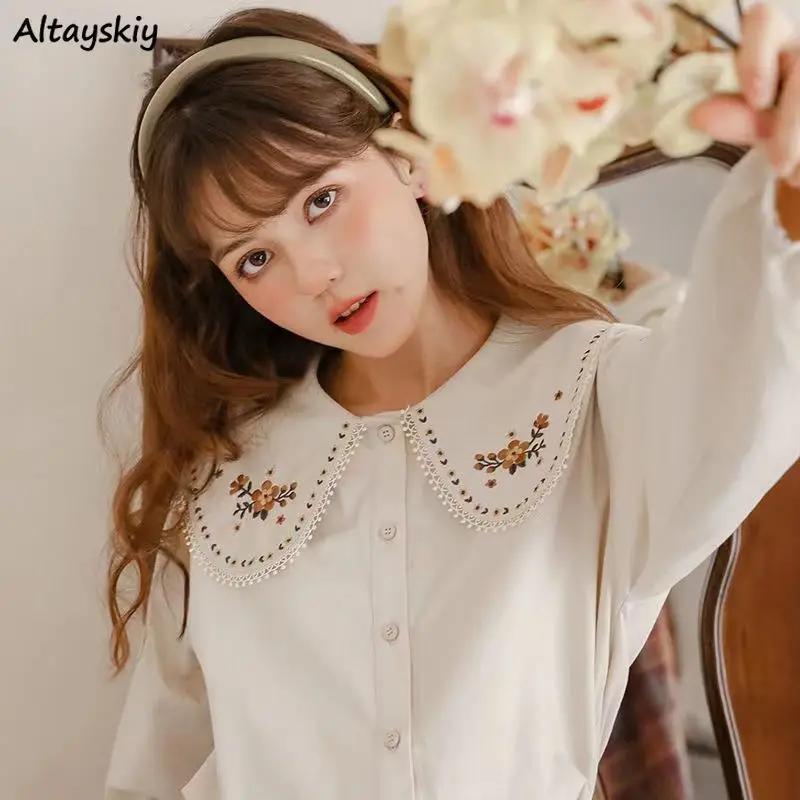 Peter Pan Collar Shirts Women Floral Embroidery Preppy Style Korean Spring Loose Leisure Sweet Girls Students Age-reducing Chic