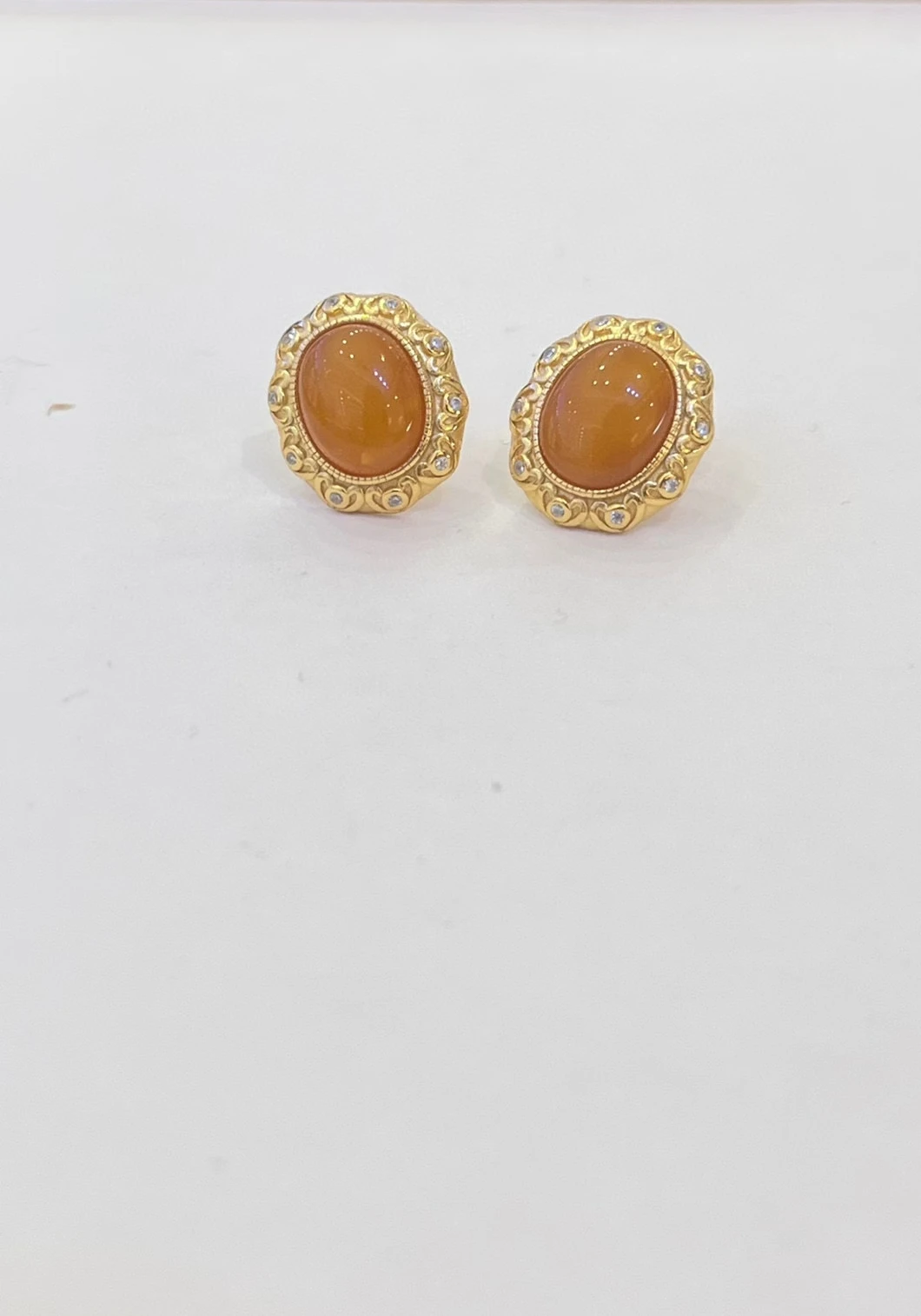 

Certificated 925 Silver Natural Baltic Antique Yellow Amber Ear Stud Oval Sapphire Critine Earring High Fine Jewelry Wholesaler