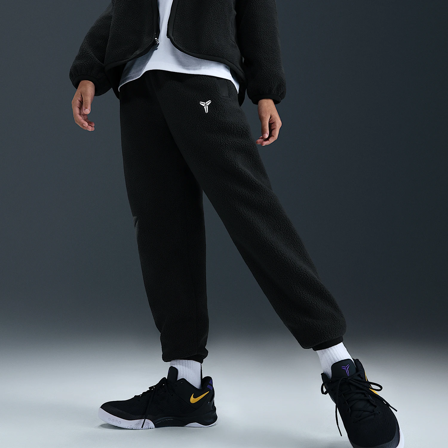 Nike genuine Winter Boys' Cuffed Sports Basketball Trousers IB2740-010