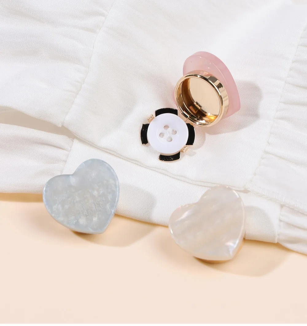 A Pair Fashion Heart Turtle Decorative Button Covers Women Shirt Cuff Accessories Elegant Clip-on Button Caps for Blouse