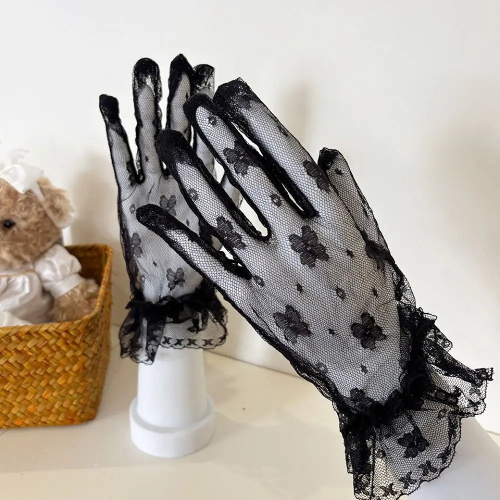 Vintage Mesh Lace Gloves Breathable Thin Bridal Gloves Transparent Non-slip Short Gloves Wedding