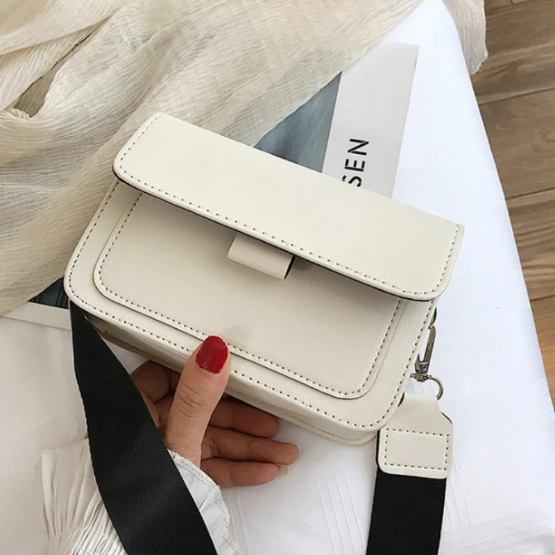 Ladies Messenger Bag New Solid Color 2024 New Trendy Wide Shoulder Strap Small Square Bag Retro Casual Simple Crossbody Bag