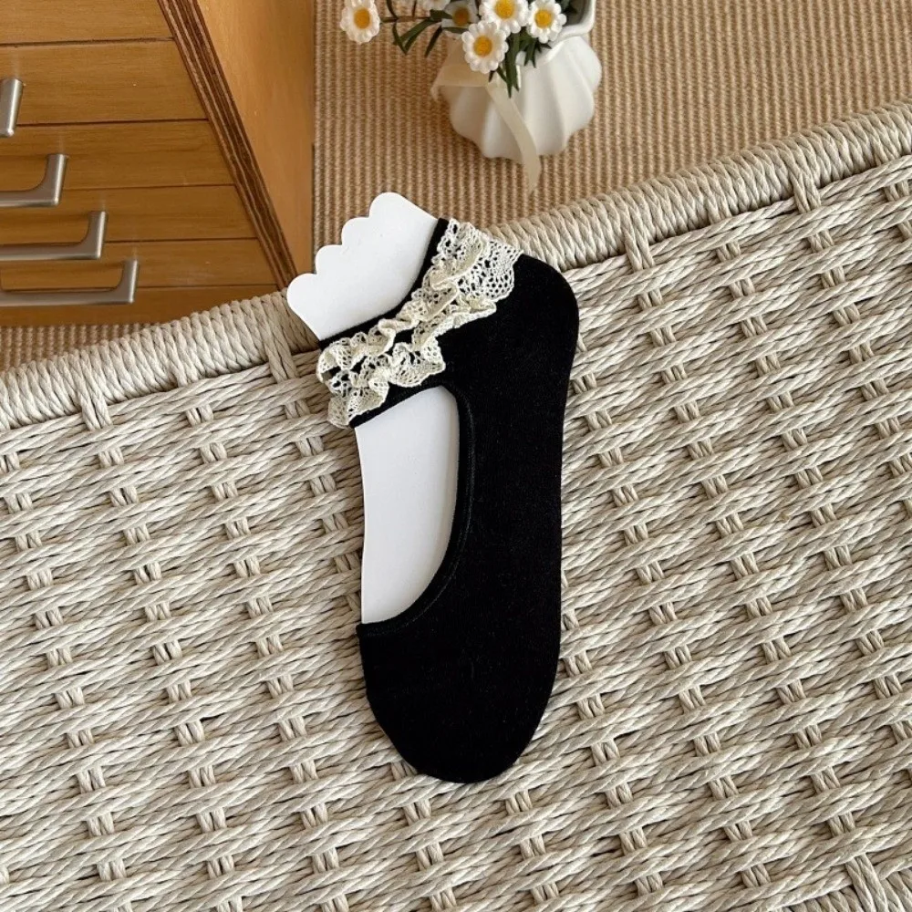 Elegant Lace Frill Boat Socks Ruffled Trim Breathable Ankle Socks Jk Lolita Thin Low Cut Socks Summer Wear