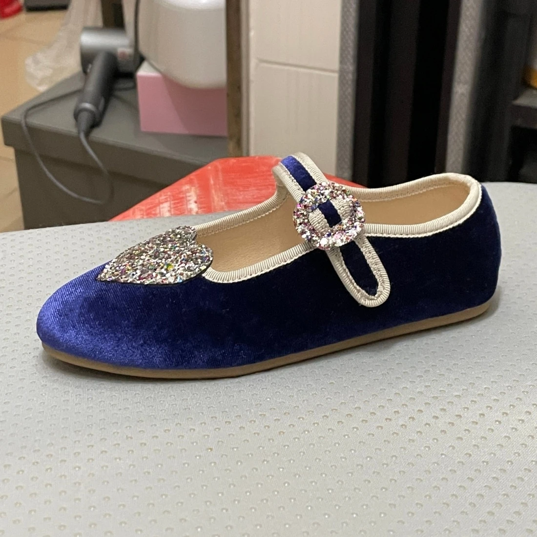 Shoes Children's Princess Shoes Outdoor Performance Women's Velvet Decoration Heart Shape Girl's