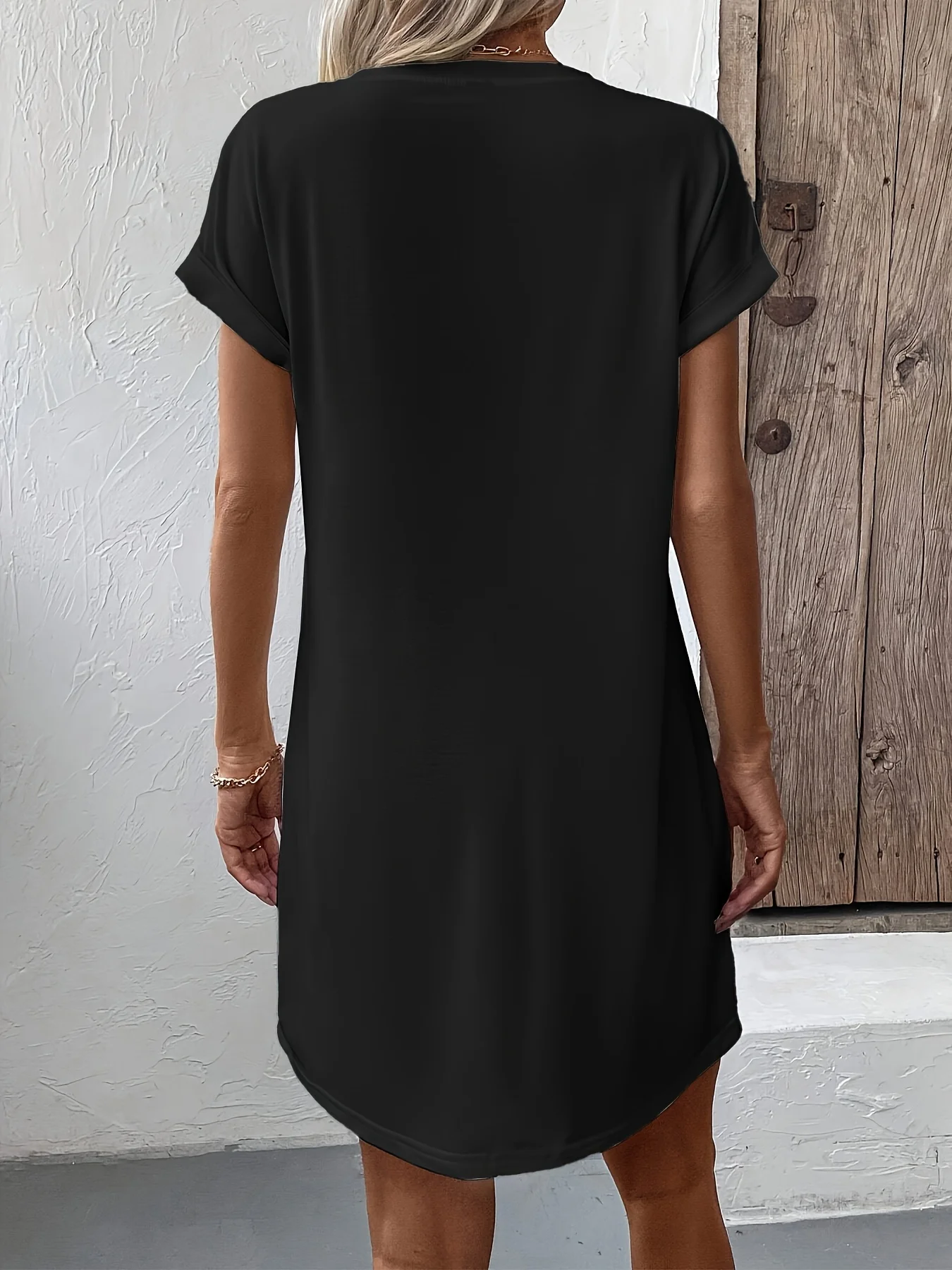 Robe t-shirt décontractée en tricot pour femmes, avec lettres de foi imprimées, col rond, manches courtes, haut à la mode, noir avec motif de drapeau coloré