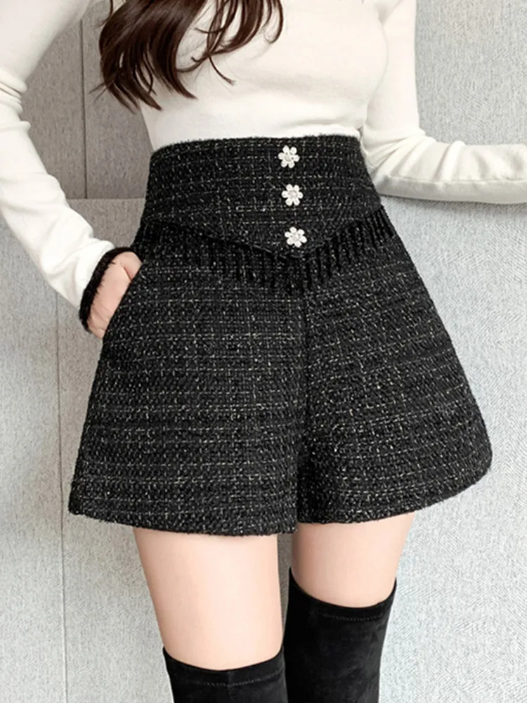 

SMTHMA Shiny Woolen Shorts Women's New Winter Sequin Small Fragrance Tassels Wide Leg Boots Pants High Waist Casual Shorts