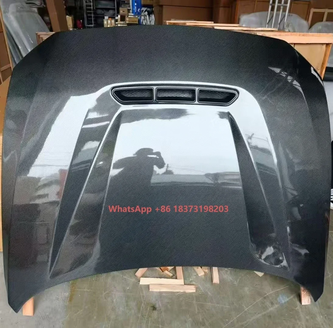 

2026 New Auto Parts CS Style Carbon Fiber Engine Bonnet Carbon Fiber Engine Hood for F20 F21 F22 F87 M2 M2C M235i 2014-2020