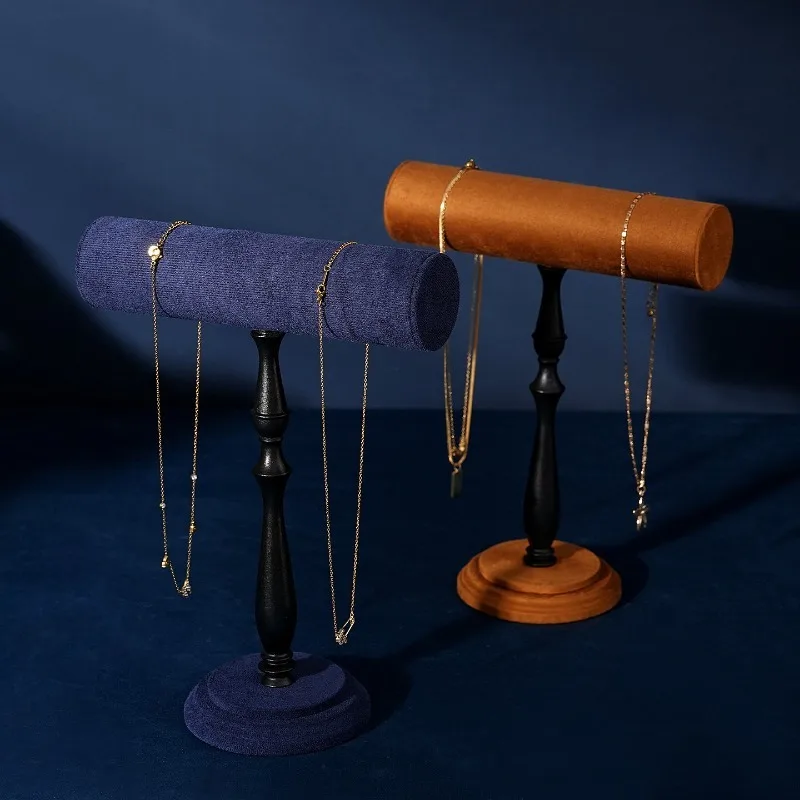 Jewelry display racks, multi-colored flannel, wooden poles, bracelets, storage racks, jewelry store windows, display shooting pr