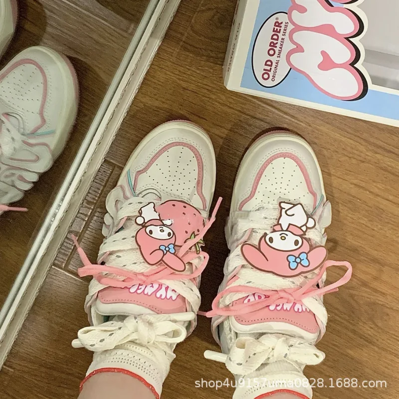 Sanrio Hello Kitty Shoes Women Luxury Sneakers Y2k New Fashion Round Toe Platform Shoes Streetwear Casual Flat Board Shoe Female