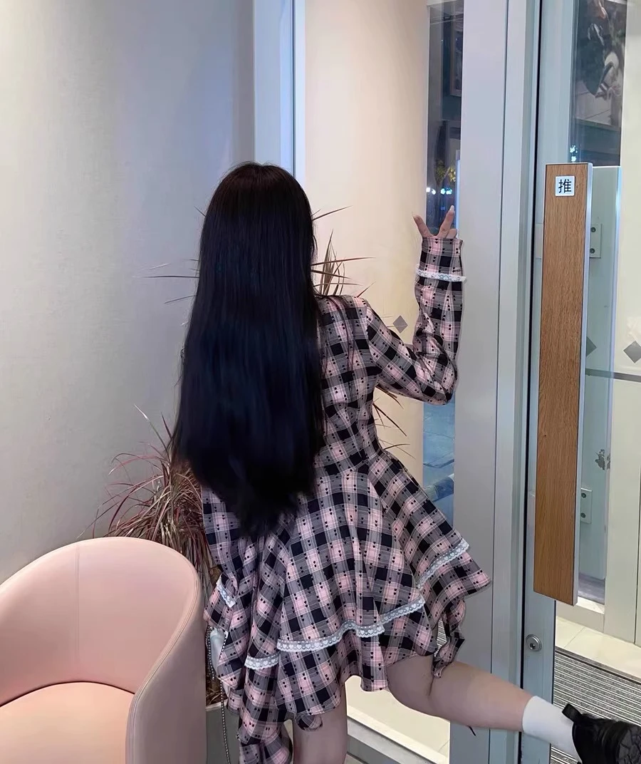 الربيع والخريف جديد كلية نمط مقوس دانتيل الوردي منقوشة الشريط غير النظامية طويلة الأكمام بدوره إلى أسفل طوق قميص فستان قصير #6