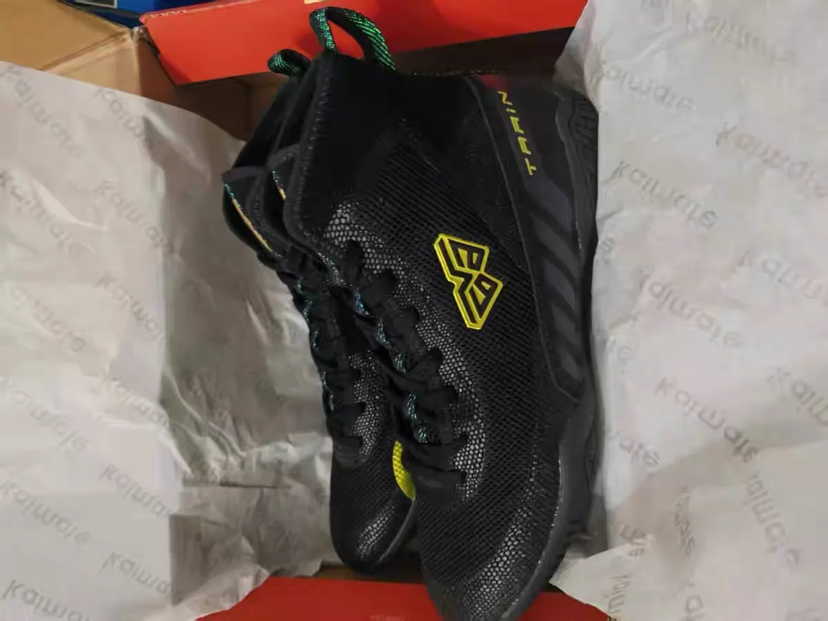Popular Winter Unisex High-Quality Anti-Slip Wrestling Shoes Breathable Boxing Sneakers Training Shoes Excellent