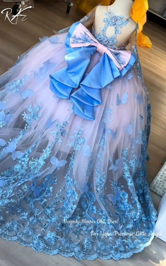 Pink Blue Ombre Flower Girl Dress Lace Long Sleeves 3D Butterfly Appliques Tulle Floor Length Birthday Pageant Formal Gowns
