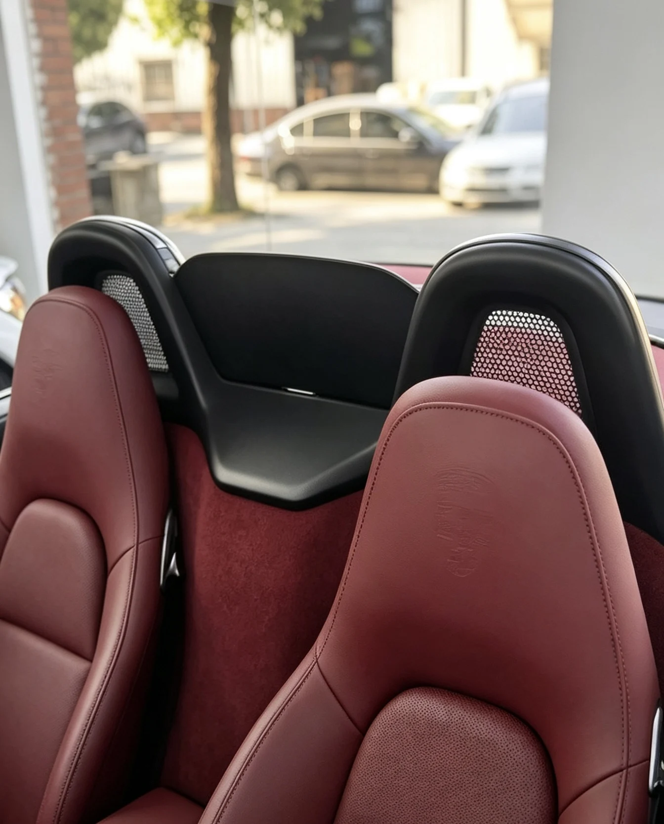 Wind Deflector / Windbreak for Porsche 981 (2013–2015) & 982 (2016–2024) Convertibles, Fits Porsche 718 Boxster – Auto Parts.