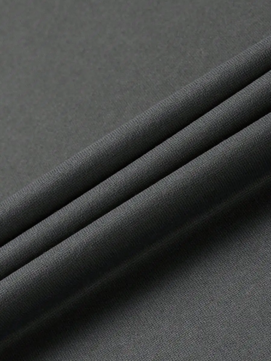 Men's Gray Crewneck Sweatshirt with Subtle Bird Embroidery, Loose Fit Long Sleeve for Fall Winter