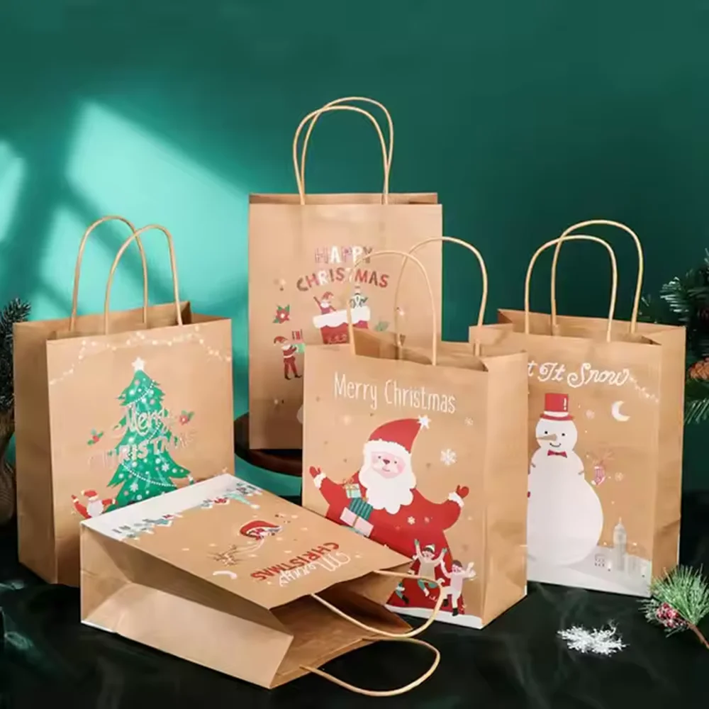 

500pcs/Lot Wholesale Christmas Various Patterns Gift Bag Merry Christmas Eve Candy Packaging Creative Kraft Paper Packaging