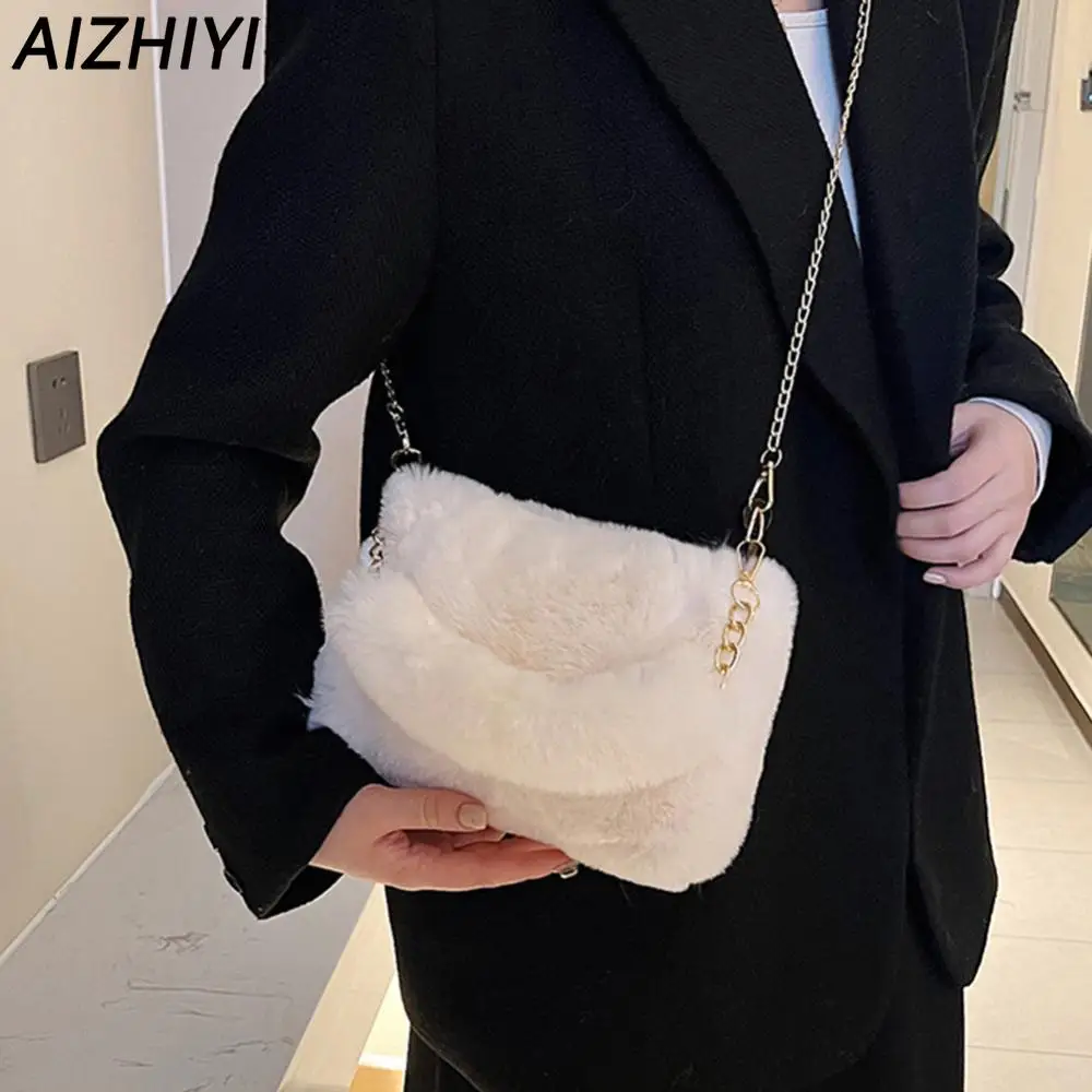 Fuzzy Crossbody Bag for Women Fall Winter Faux Fur Shoulder Tote Bag Furry Handbags Purse Plush Top Handle Bag Fluffy Hand Bag