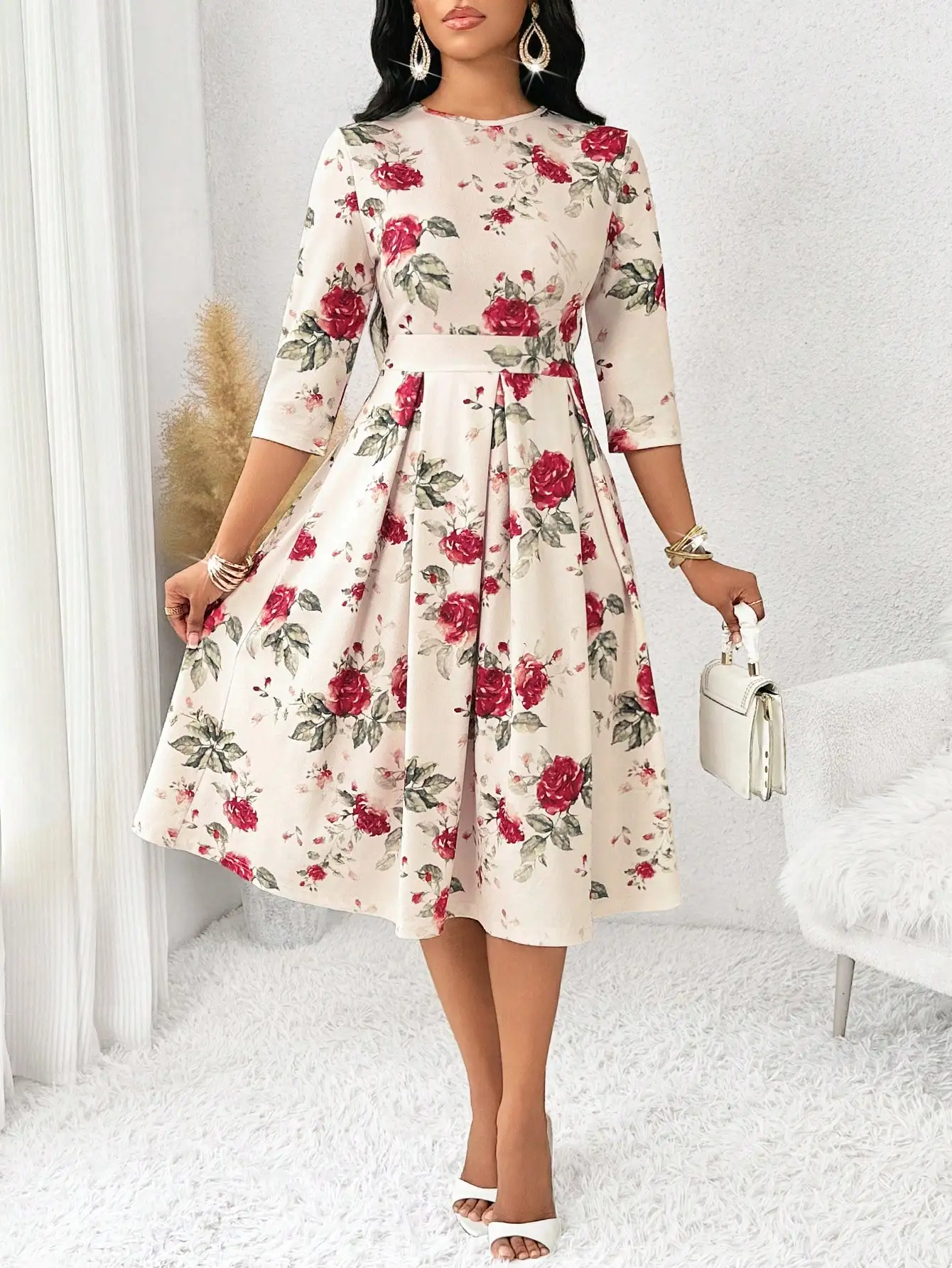 Elegante bloemenjurk met A-lijn en riem voor lente, zomer, kantoor of feest