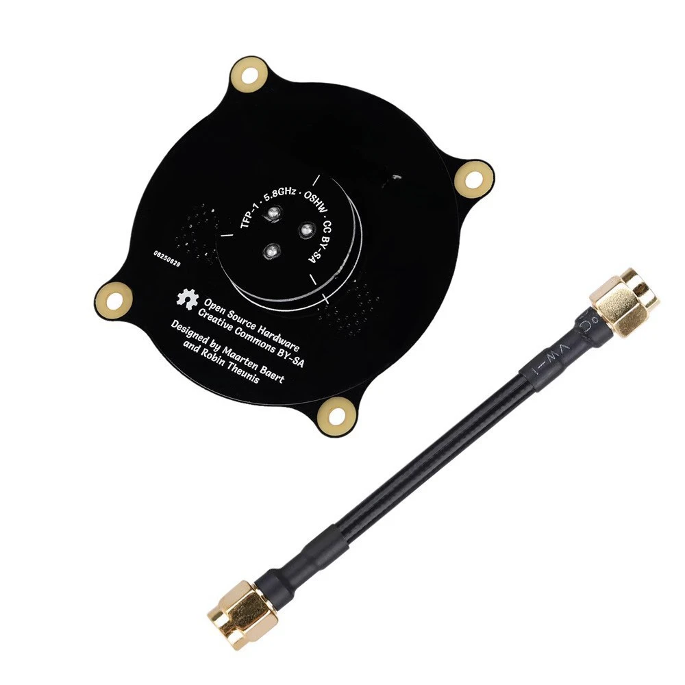 FOR 5.8G Image Transmission Antenna Triple Feed Patch 8dBi Circular Polarization Antenna Compatible