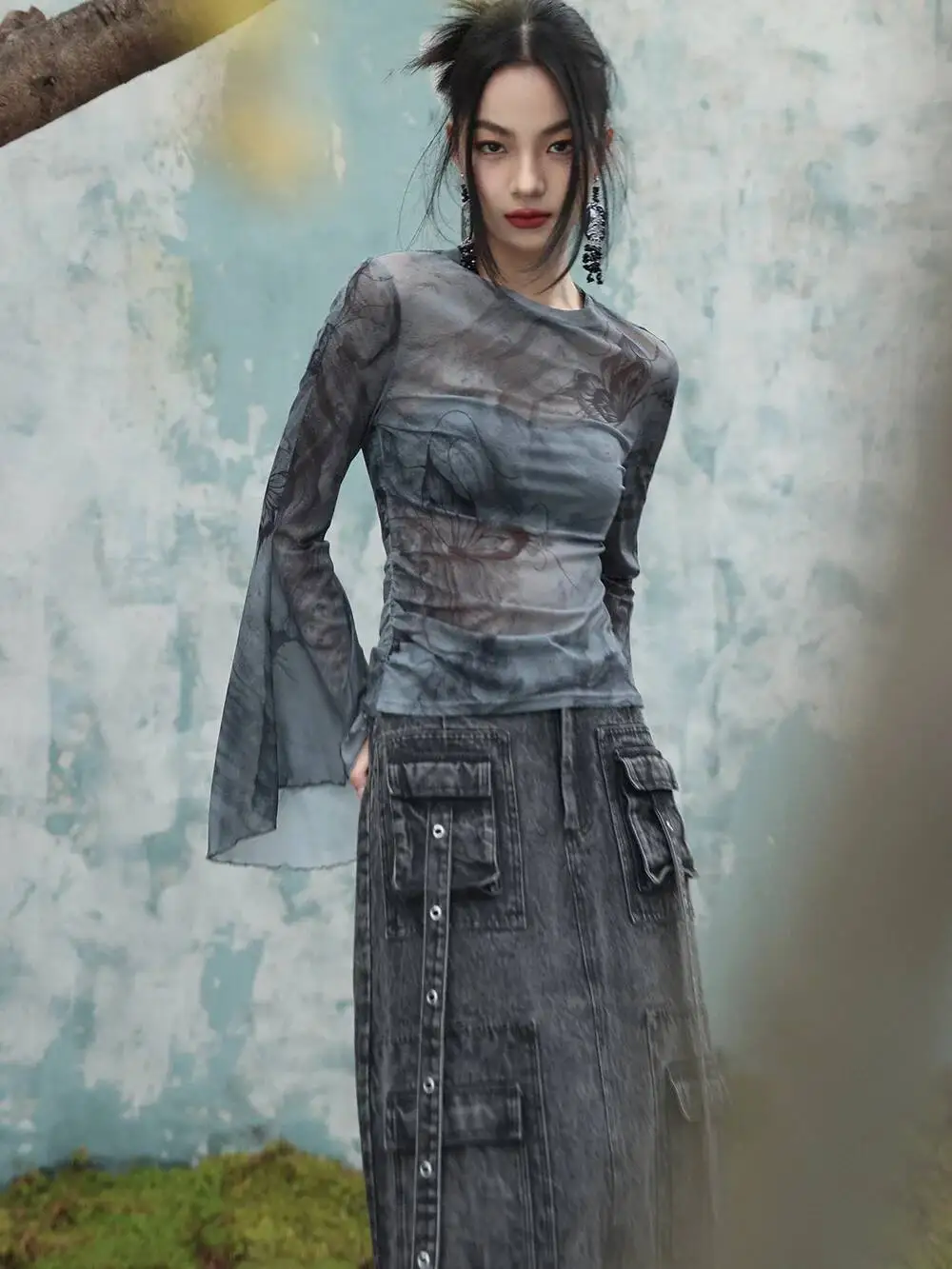 UMI MAO สไตล์จีนมุมมองผู้หญิงฤดูร้อนบางเสื้อยืดตาข่ายยืดหยุ่นพิมพ์ผีเสื้อแขนบานด้านล่างเสื้อ