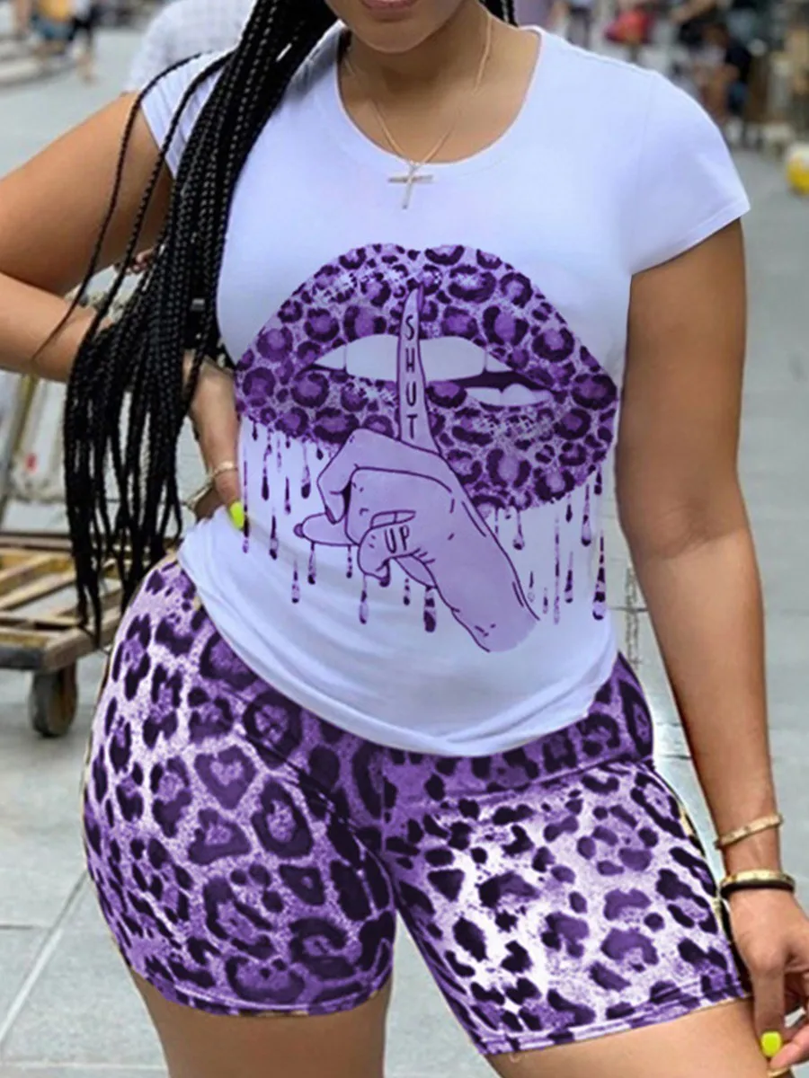 LW Plus Size Summer Women Short Sleeve O-Neck Tee Tops+Pencil Shorts SuitsStreet Poker Letter Print Red Two-piece Shorts Set