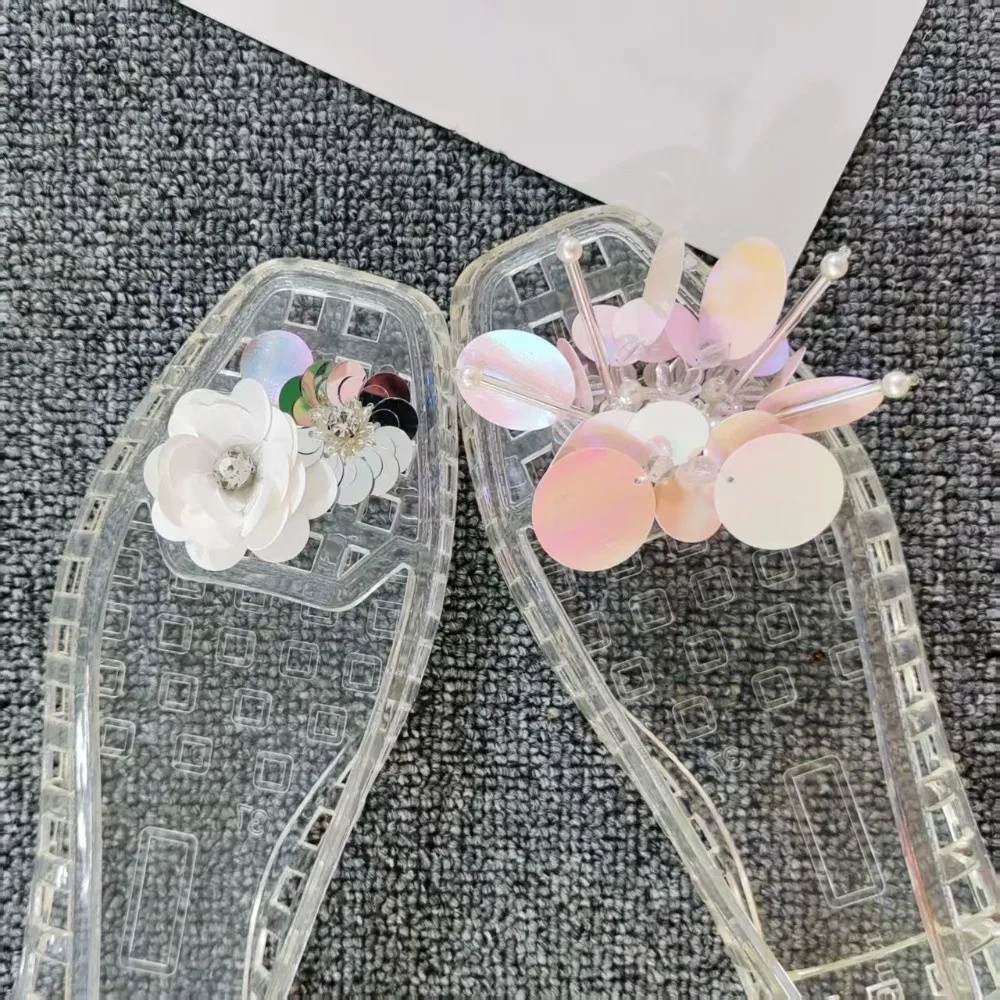 PVC Material Shoe Charms Seaweed Bead Transparent String Bead Chain Hole Design Detachable Shoe Buckle Fashion Accessories