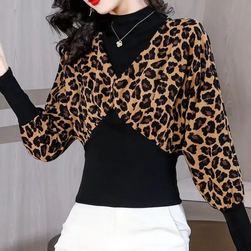 2023 Autumn New Half High Collar Fake Two Piece Fashion Leopard Long Sleeves Comfortable Waist Shirt Leisure Women's Underlay