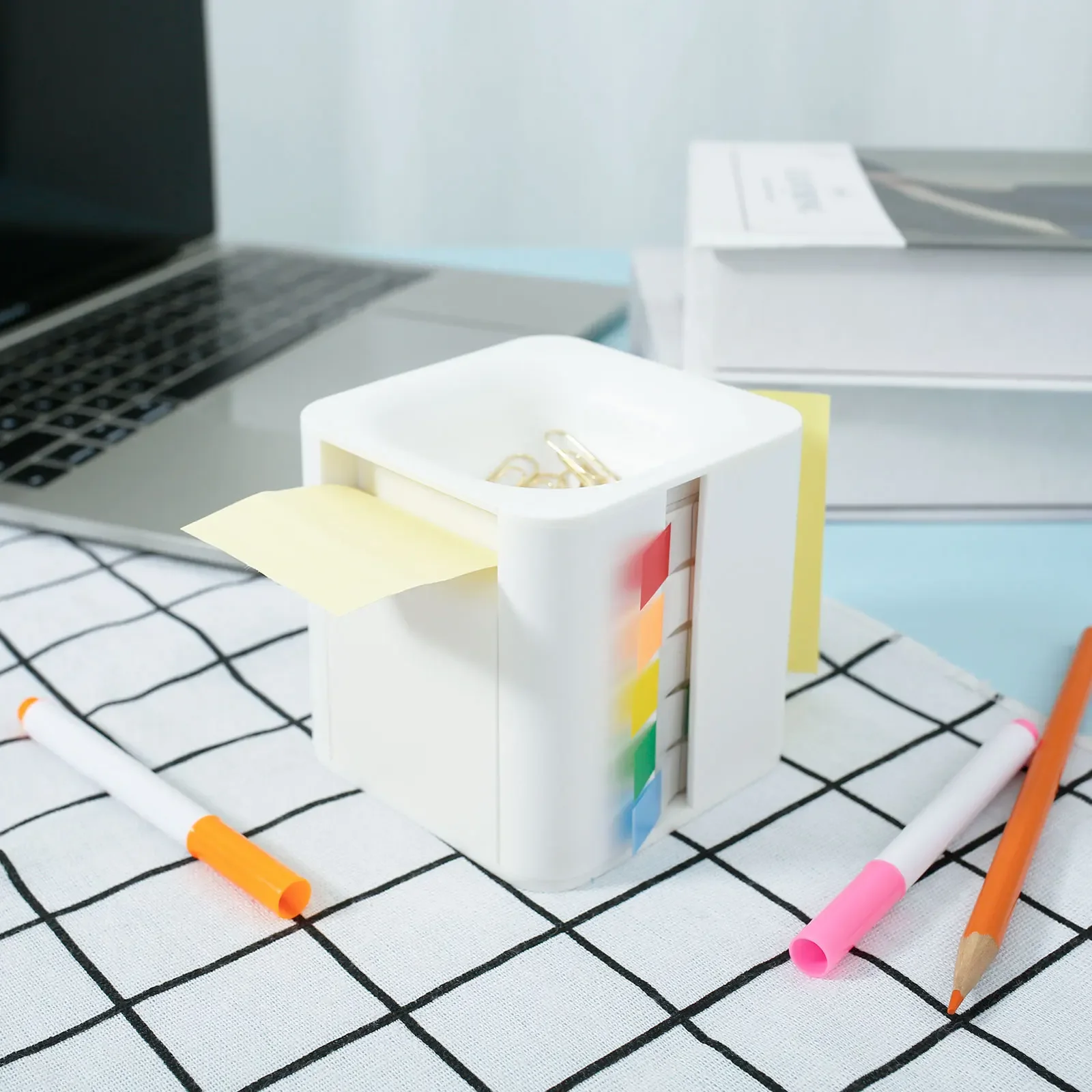 Multifunctional Sticky Note Dispenser Plastic Sticky Note Holder White Sticky Note Container Office Supplies for Office Desk