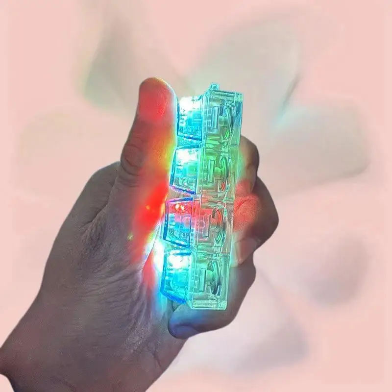 

1/2 шт. Бесшумная светящаяся клавиатура-антистресс, брелок-подвеска для сумки, игрушка для снятия стресса, антистрессовая игра-головоломка с клавиатурой, подарок