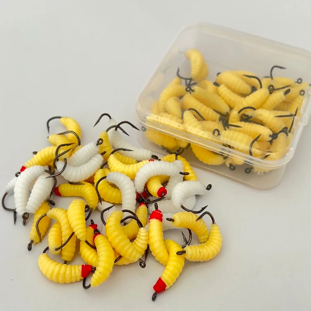 50PCS Soft Maggot Bait with Hook Freshwater Fake Breadworms Fishing Bait Artificial Waxworms Hairy Plastic Worms