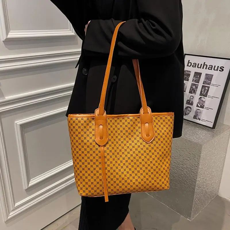 Fashion Women's Tote Shoulder Bag Striped Designer Large Capacity Handbag for Women 2022 New Simple Solid Female Shopper Bags