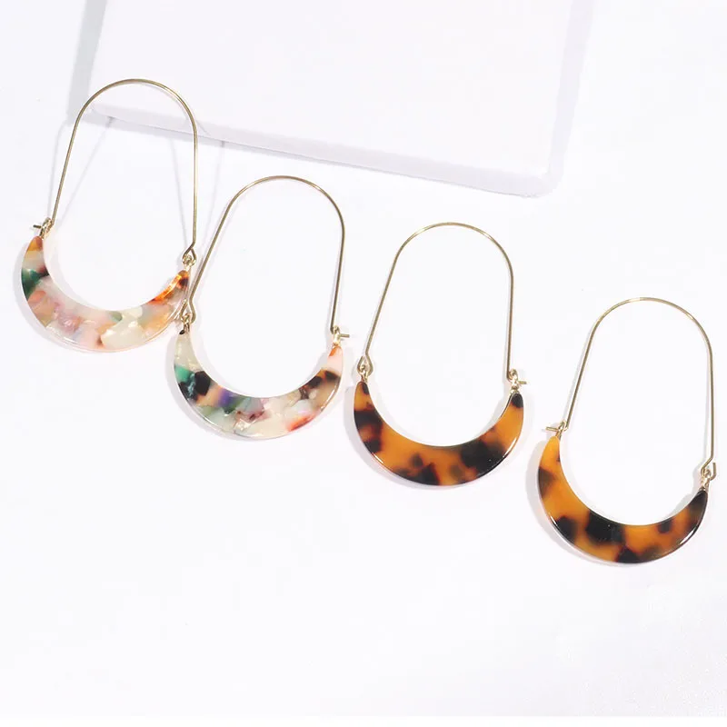 Bohemian New Fashion Alloy Crescent Leopard Pattern Acrylic Plate Earhook For Women Exaggerated Personality Party Earrings