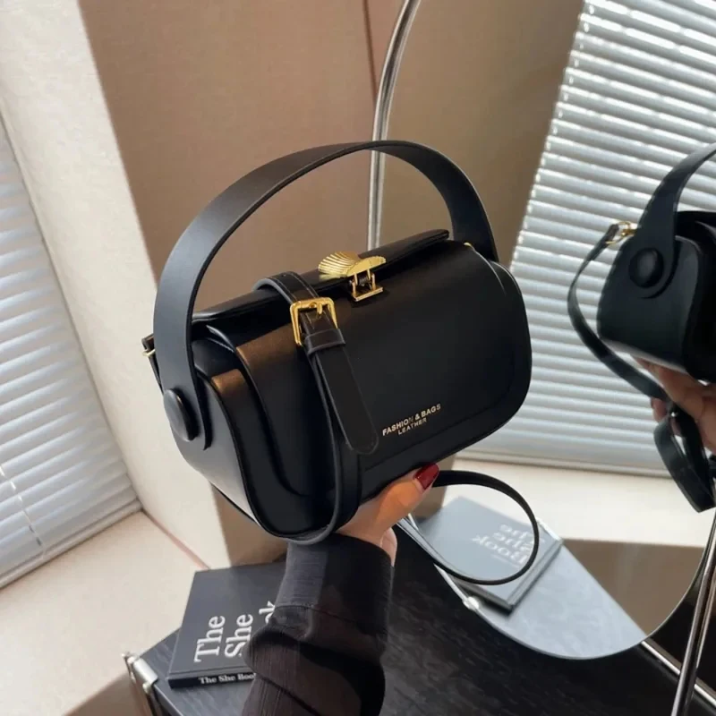 

Классическая черная сумка через плечо для женщин, универсальная ретро-сумка кросс-боди, квадратная сумка, новинка 2024 года, большая вместимость, из текстурированной кожи