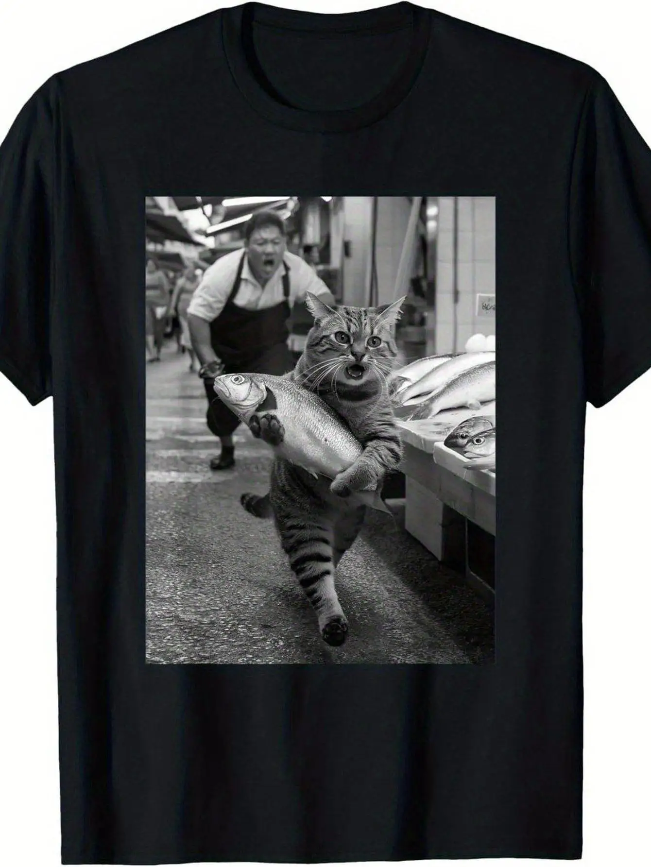 Camiseta gráfica divertida con diseño de gato que roba pescado del mercado de pescado - Unisex, 100% algodón, diseño en blanco y negro para hombre, ropa informal ligera y transpirable para hombres y mujeres, S-XXXL, perfecta para actividades al aire libre.