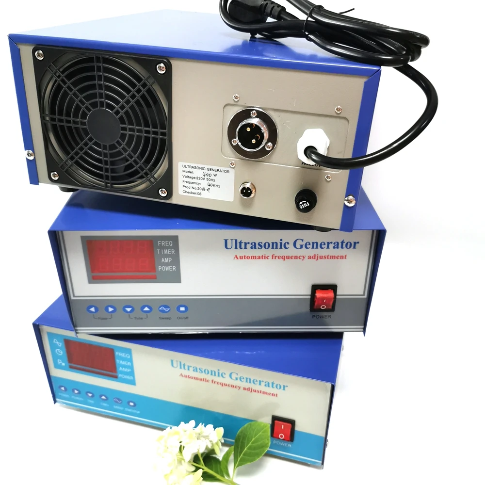

20-40khz Frequency Adjust Digital Ultrasonic Power Generator for Car Parts Cleaning