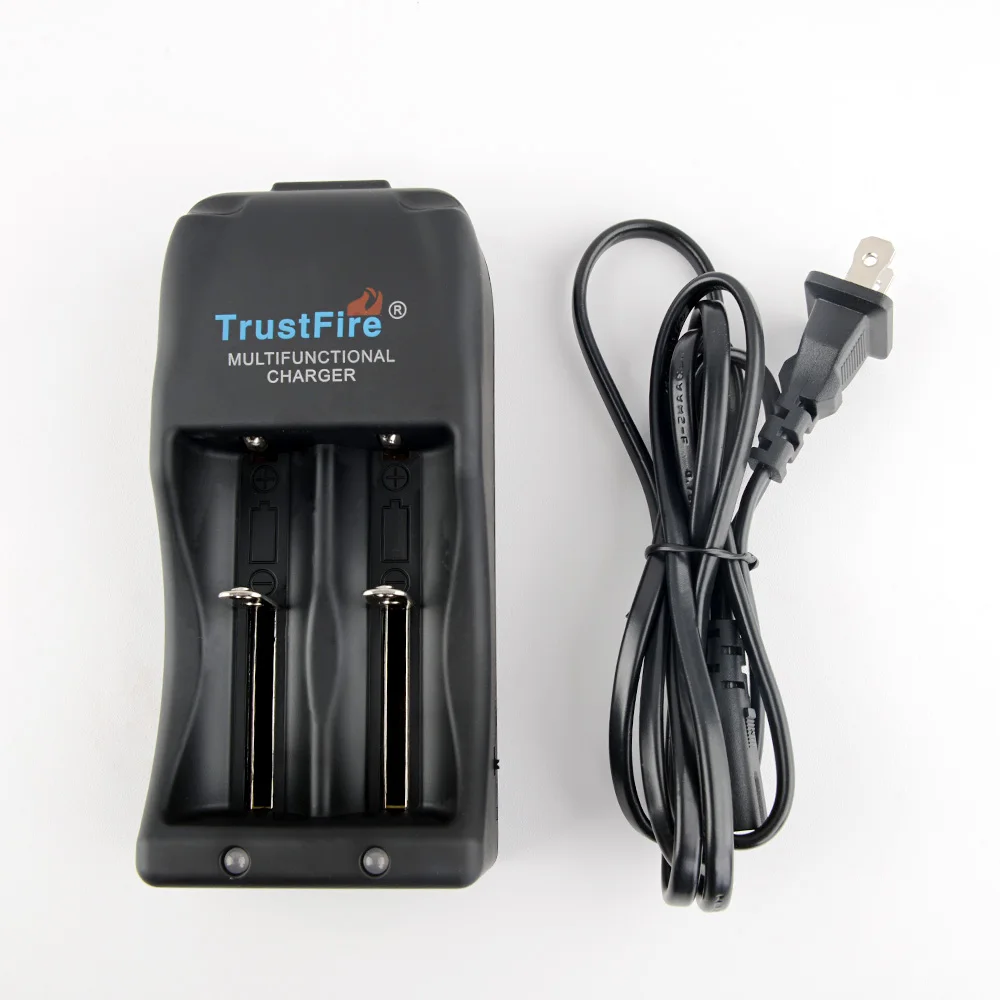 

TrustFire TR006 18650/26650 Dual Slot Charger 2A Fast Charge 3.7V Mobile Power Supply