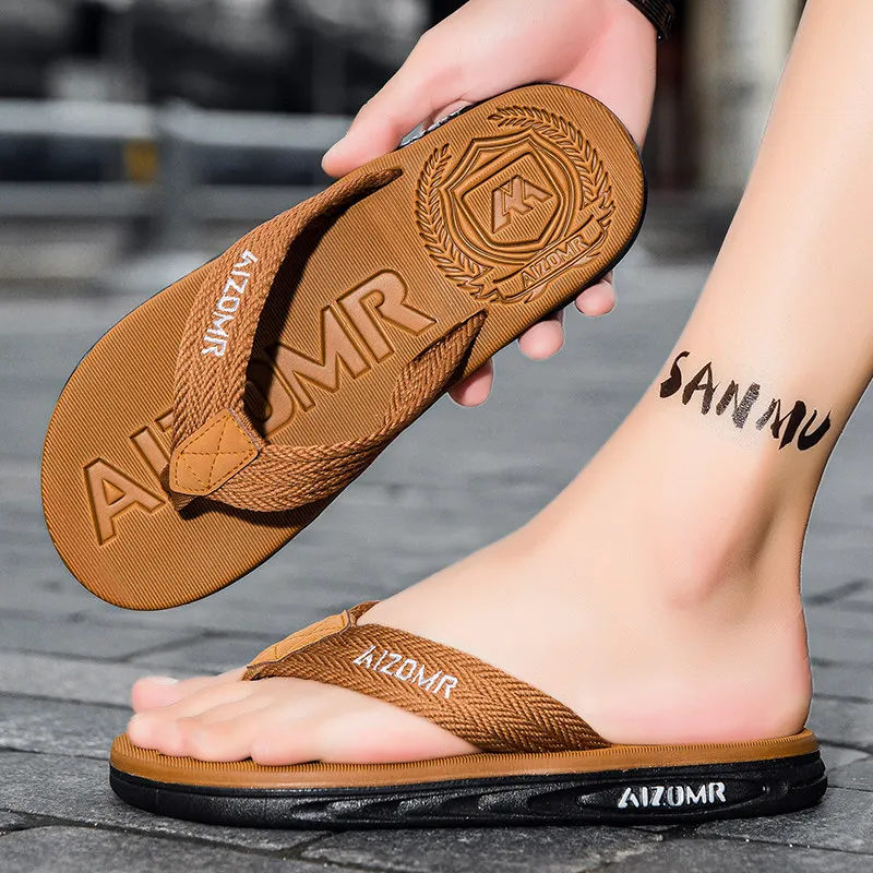 

Hot Sale Brown Beach Flip Flops For Men Comfortable Flat Woven Slippers Man Summer Slippers Light Anti-Slip Outdoor Slippers Men