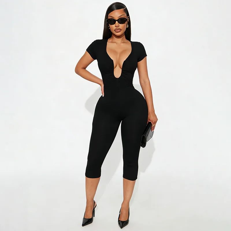 Solid Color Sexy Slim Fit and Slimming Chest U-Neck Jumpsuit, Versatile and Fashionable Jumpsuit Cropped Pants