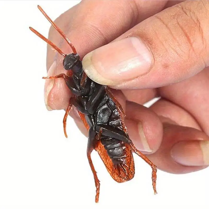 50Pcs Fake Rubber Cockroach Bug Toy Realistic Funny Novelty Prank Trick Gift