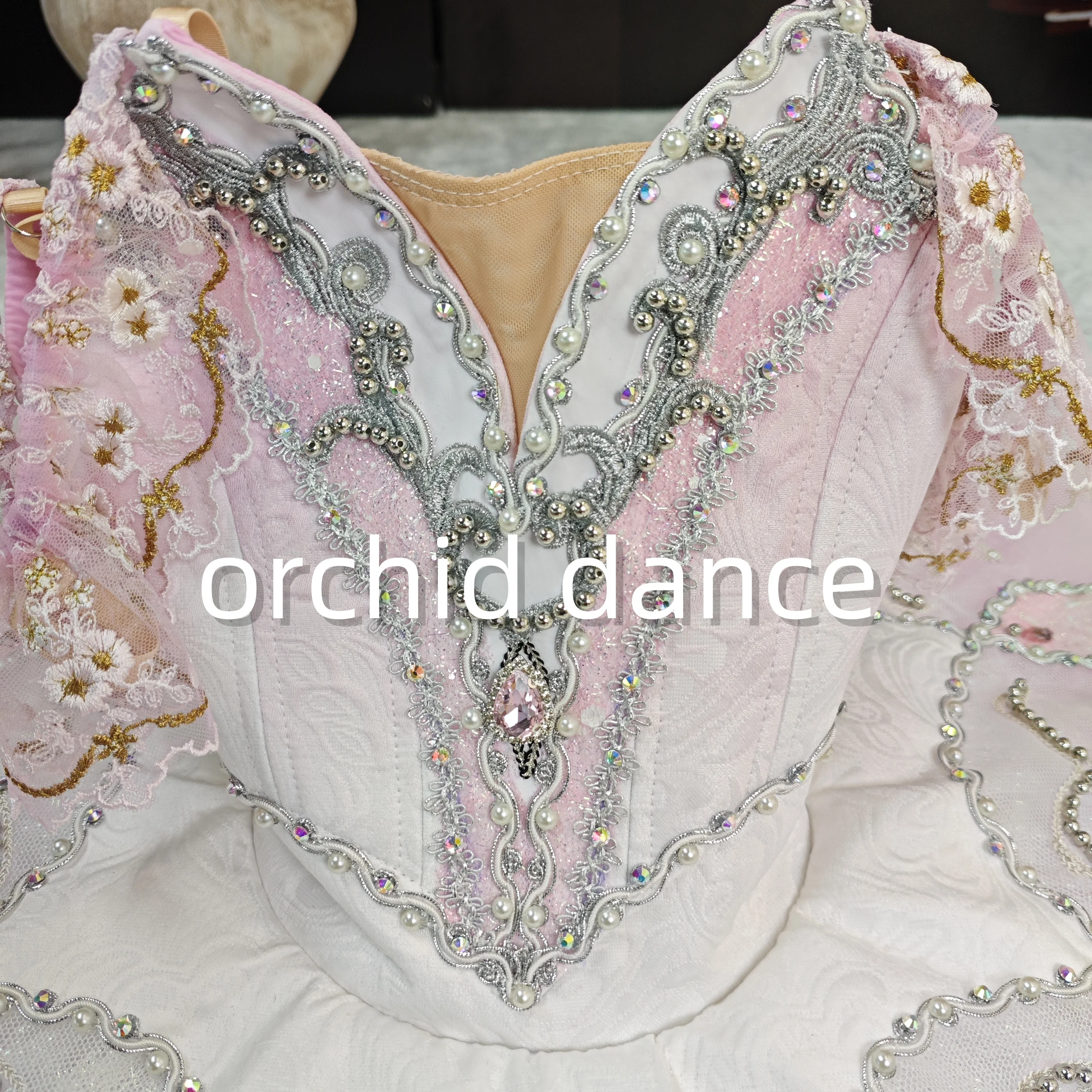 BT 1602 hoge kwaliteit Uniek Ontwerp 9 of 12 lagen Kid Meisjes Kinderen Vrouwen Volwassen Prestaties Slijtage roze Ballet Tutu Kostuums